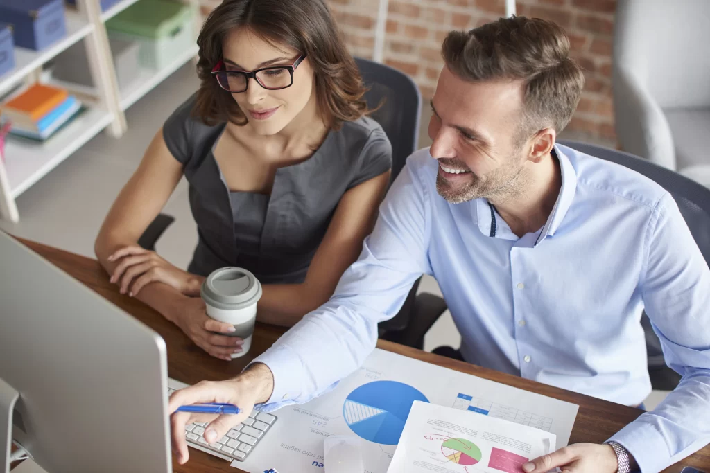 Uma consultoria de marketing para empresas maximiza ROI e consolida liderança no setor.